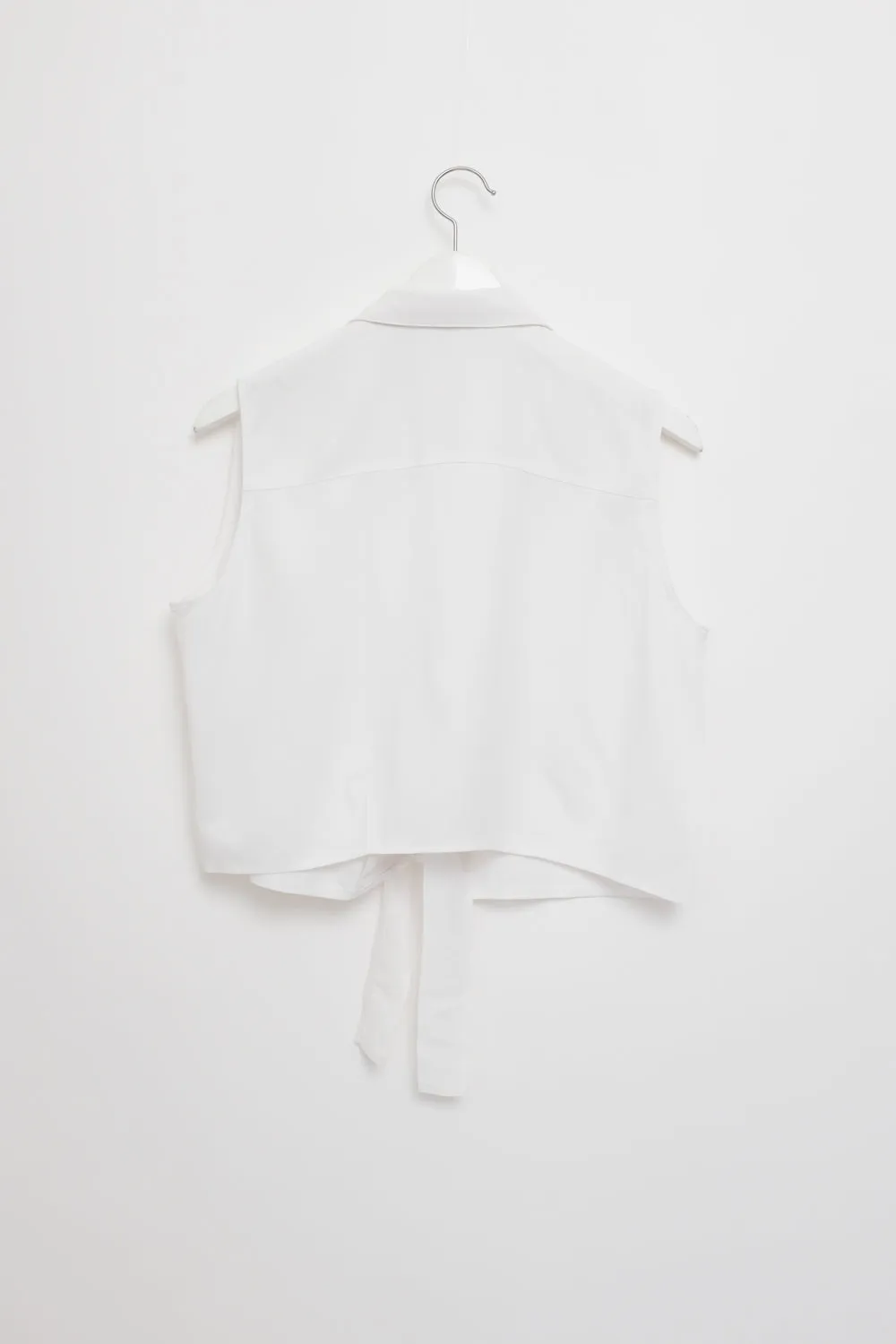 0056_KNOTTED WHITE SHORT BLOUSE