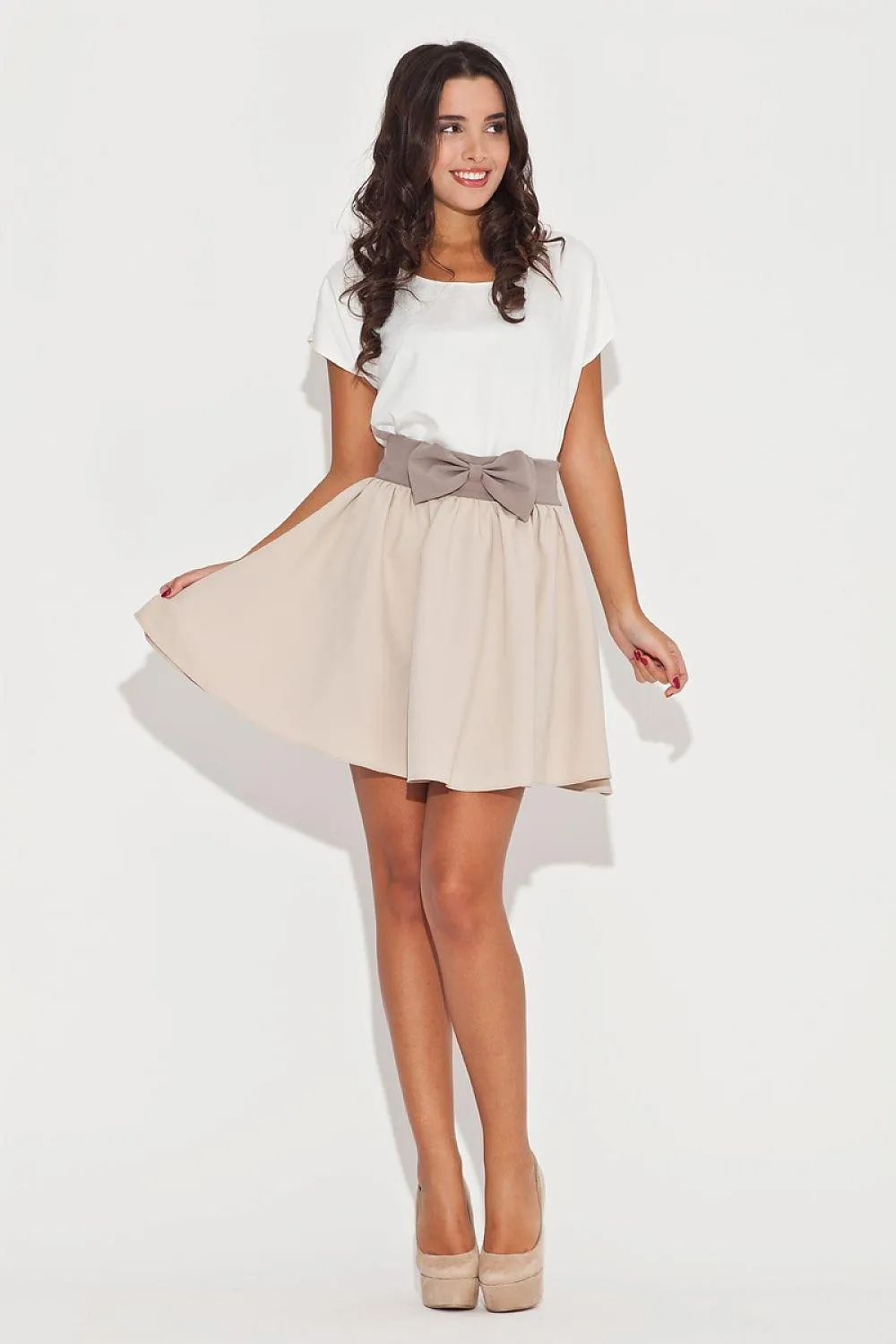 Elegant Bow-Accented Flared Mini Skirt